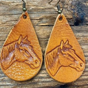 leather earrings, Horse earrings, teardrop earrings, western jewelry, rodeo gift